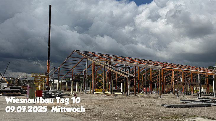 Aufbau Oktoberfest 2025, Tag 10 - Mittwoch 09.07.2025 (©Foto: Martin Schmitz) 
